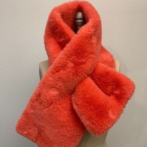 *WOW* GORGEOUS AND FUN BRIGHT CORAL FAUX FUR SCARF *DOPAMINE DRESSING!*